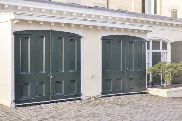 Slider-Grounds-carriagehouse2.jpg